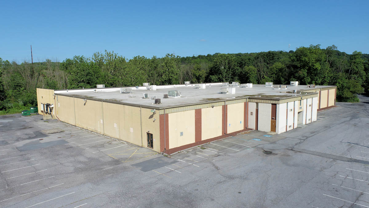 110 Commerce Way Exterior Aerial View